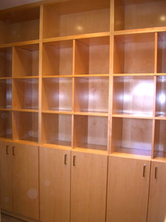 Módulo de vestidor en arce